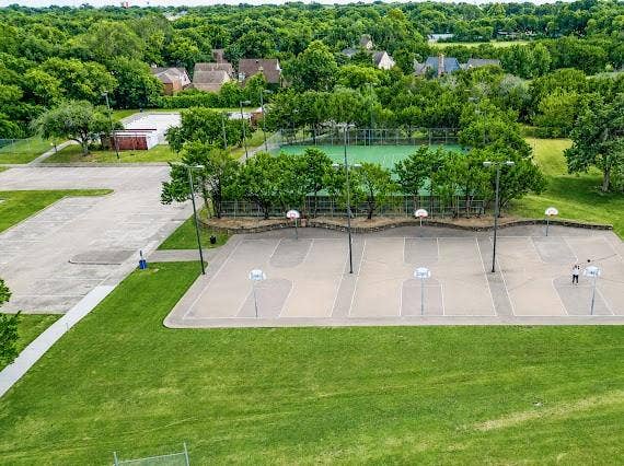 519 Rebecca Drive, Cedar Hill, TX 75104
