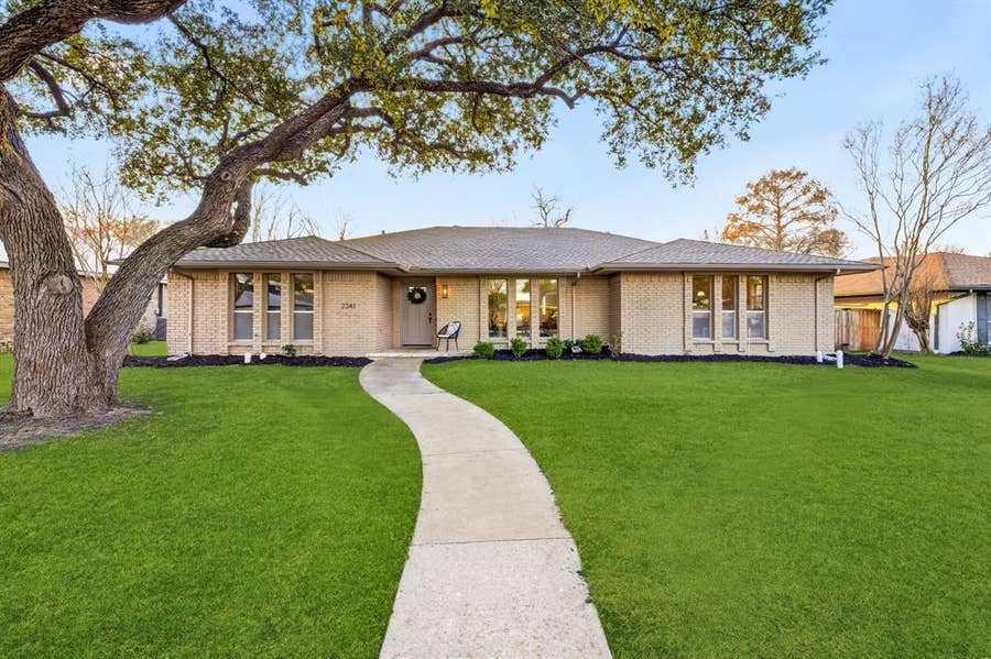 Property photo for 2341 Monticello Circle, Plano, TX