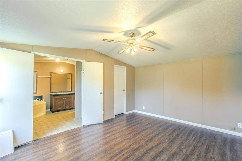 13247 Gholson Road, Waco, TX 76705 13247 Gholson Road, Waco, TX 76705