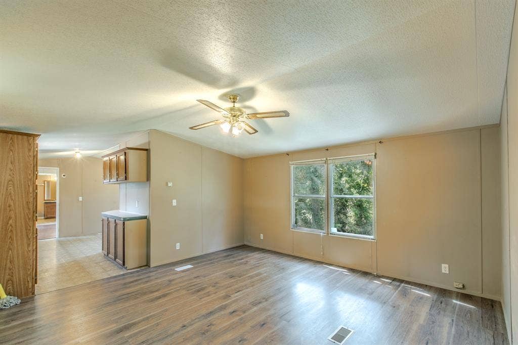 13247 Gholson Road, Waco, TX 76705 13247 Gholson Road, Waco, TX 76705