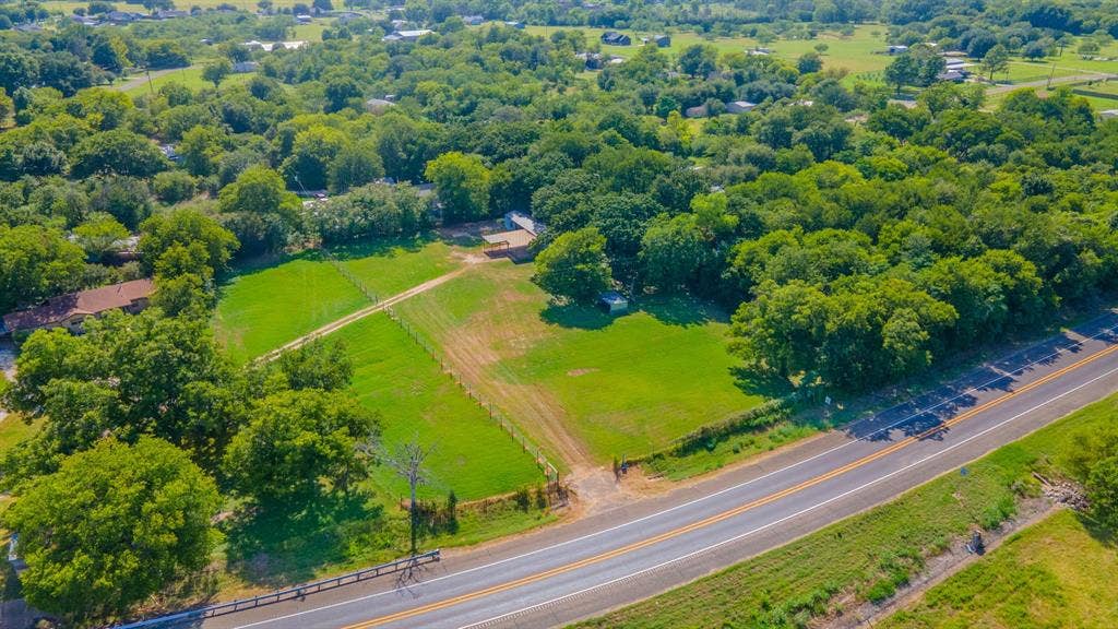 13247 Gholson Road, Waco, TX 76705 13247 Gholson Road, Waco, TX 76705