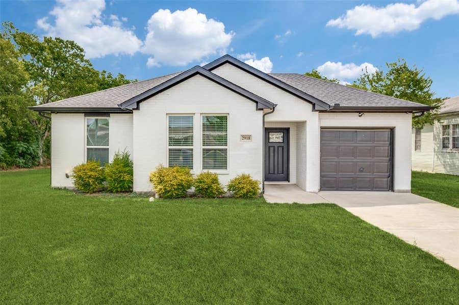 Property photo for 2918 Morgan Drive, Dallas, TX