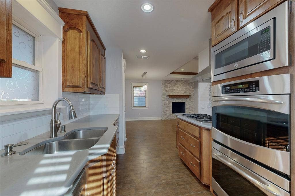 9100 Berkshire Drive, Frisco, TX 75033 9100 Berkshire Drive, Frisco, TX 75033