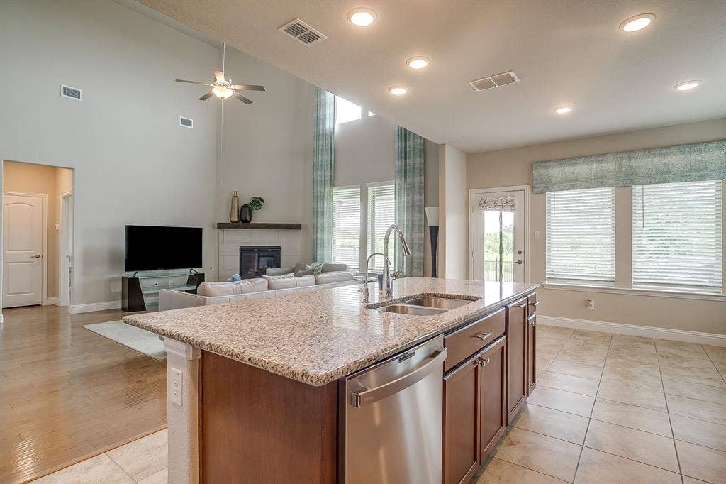9620 Abington Avenue, Fort Worth, TX 76131 9620 Abington Avenue, Fort Worth, TX 76131