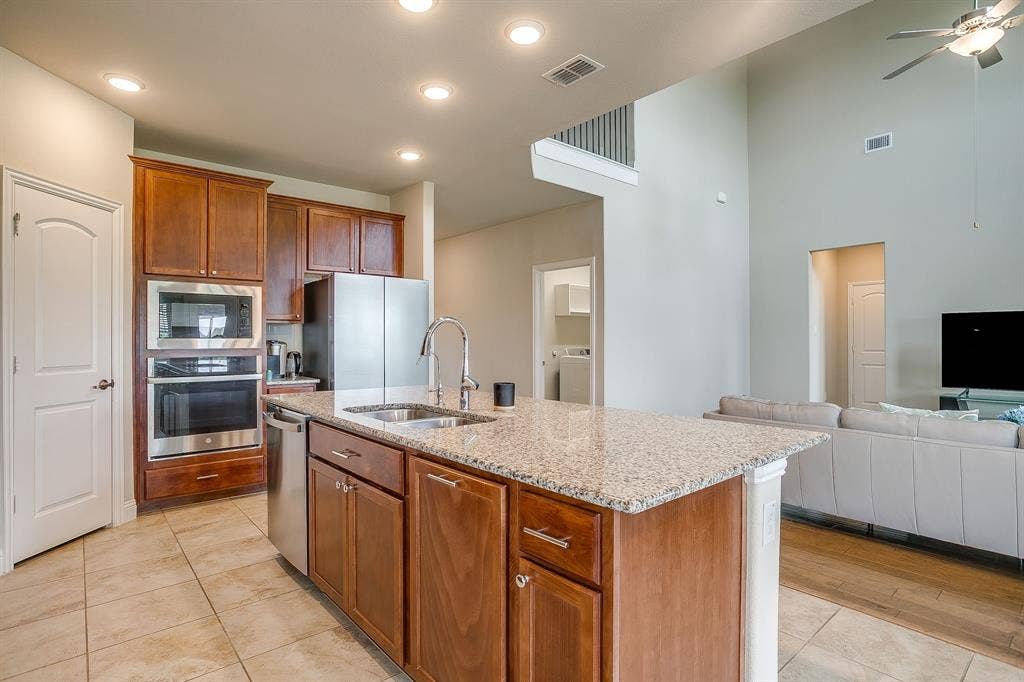 9620 Abington Avenue, Fort Worth, TX 76131 9620 Abington Avenue, Fort Worth, TX 76131