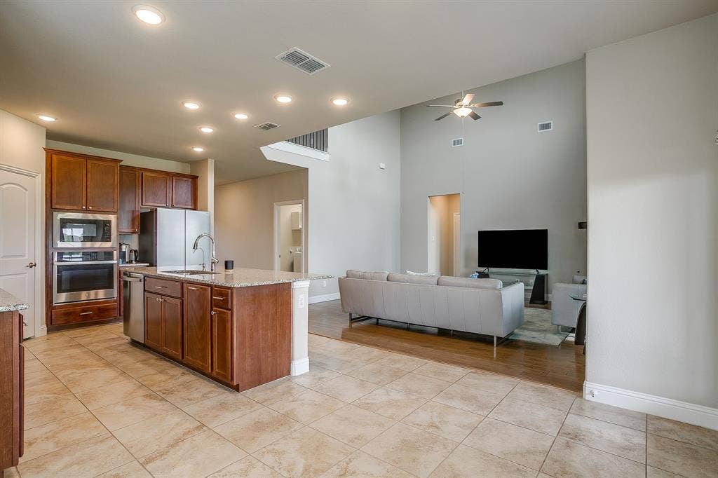 9620 Abington Avenue, Fort Worth, TX 76131 9620 Abington Avenue, Fort Worth, TX 76131