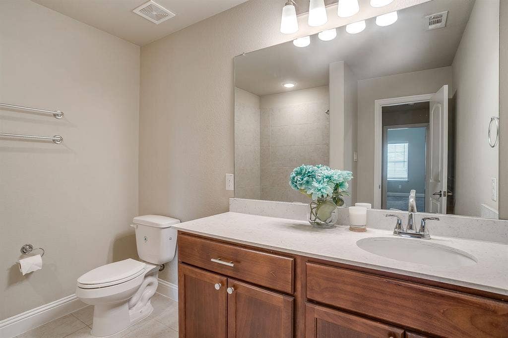 9620 Abington Avenue, Fort Worth, TX 76131 9620 Abington Avenue, Fort Worth, TX 76131