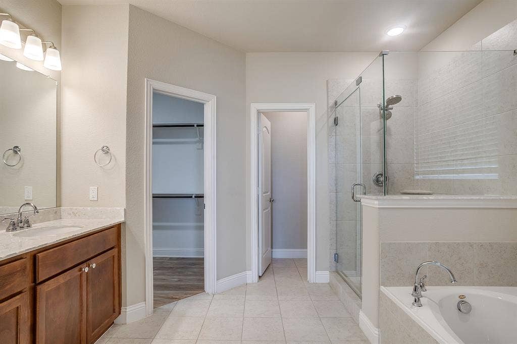 9620 Abington Avenue, Fort Worth, TX 76131 9620 Abington Avenue, Fort Worth, TX 76131