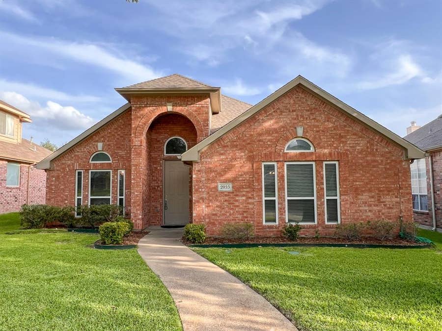 Property photo for 2033 Nottingham Place, Allen, TX