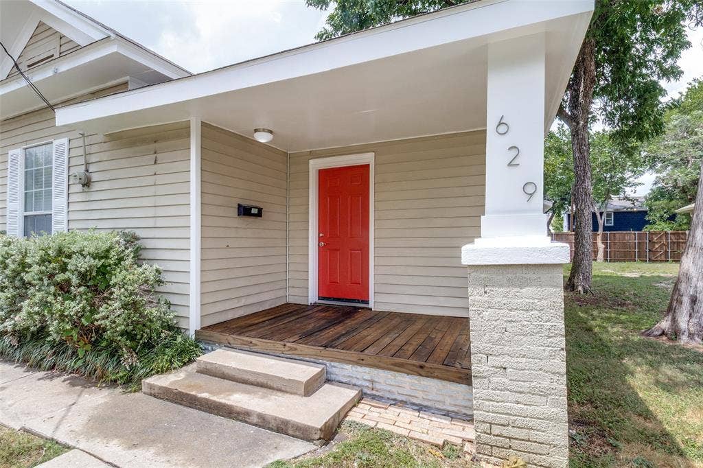 629 Melba Street, Dallas, TX 75208 629 Melba Street, Dallas, TX 75208
