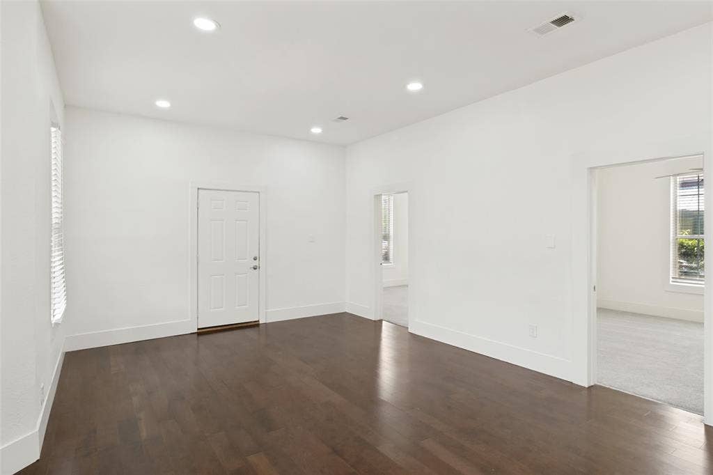 629 Melba Street, Dallas, TX 75208 629 Melba Street, Dallas, TX 75208