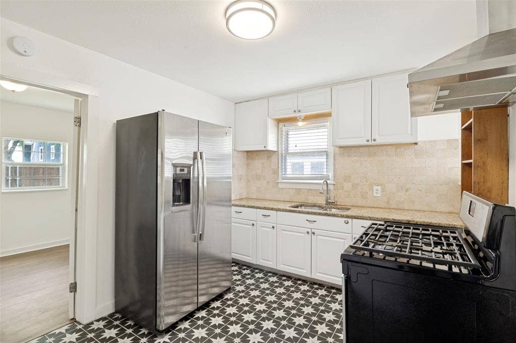629 Melba Street, Dallas, TX 75208 629 Melba Street, Dallas, TX 75208