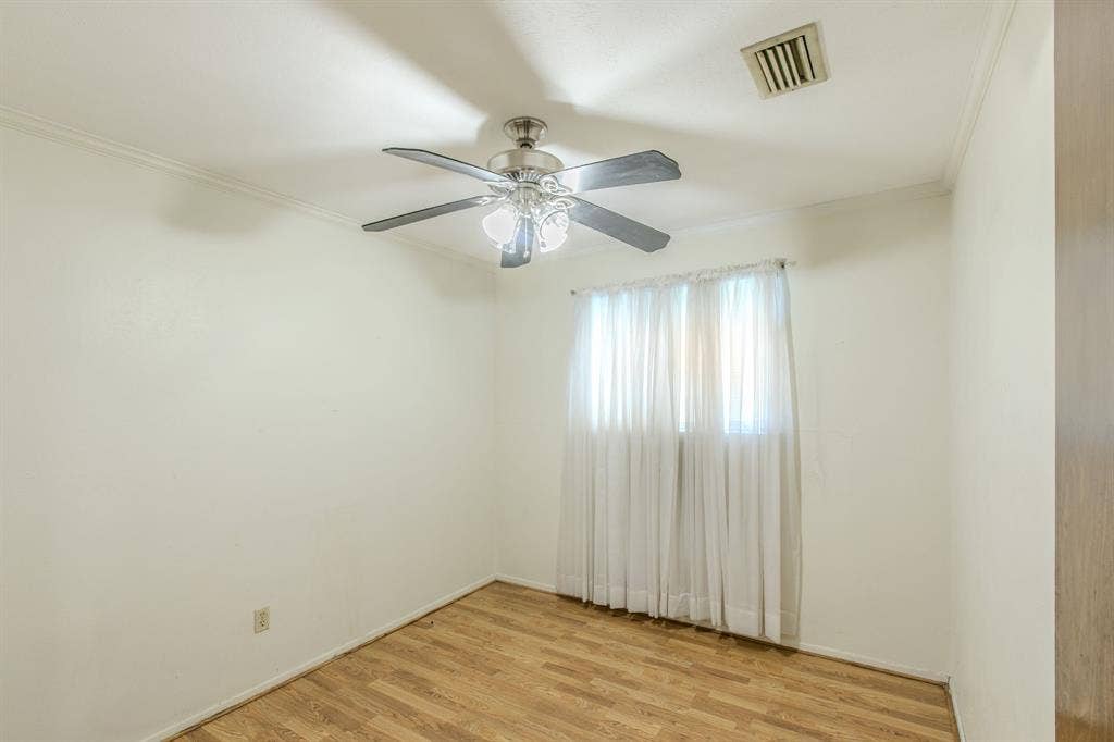 3029 Esters Court, Irving, TX 75062 3029 Esters Court, Irving, TX 75062