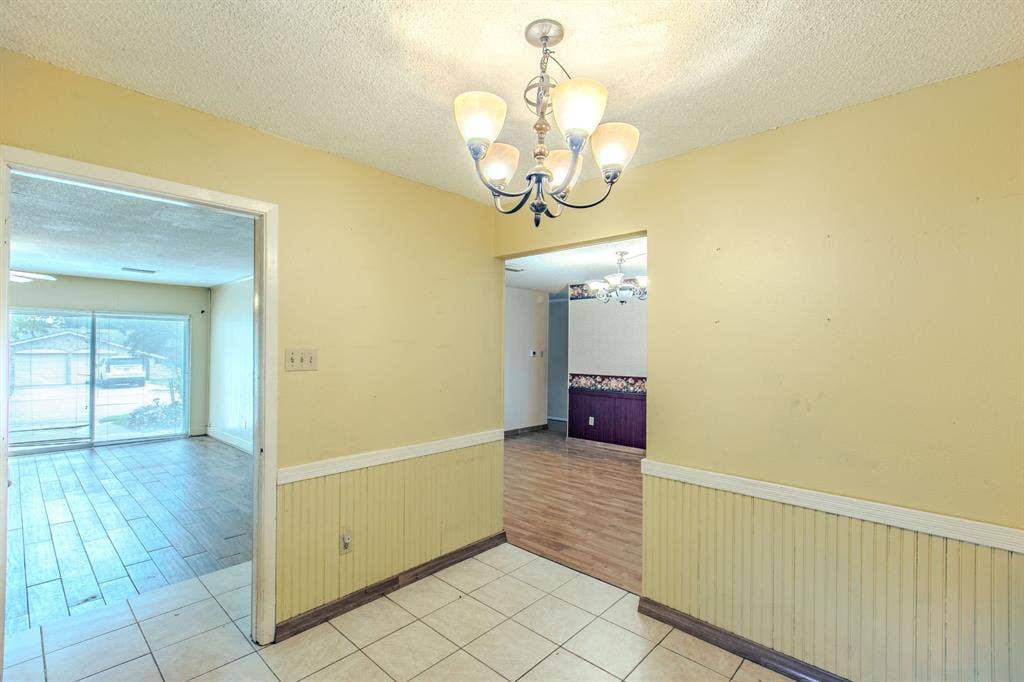 3029 Esters Court, Irving, TX 75062 3029 Esters Court, Irving, TX 75062