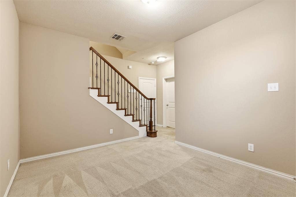 1435 Chase Lane, Irving, TX 75063