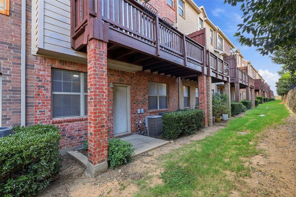 1435 Chase Lane, Irving, TX 75063