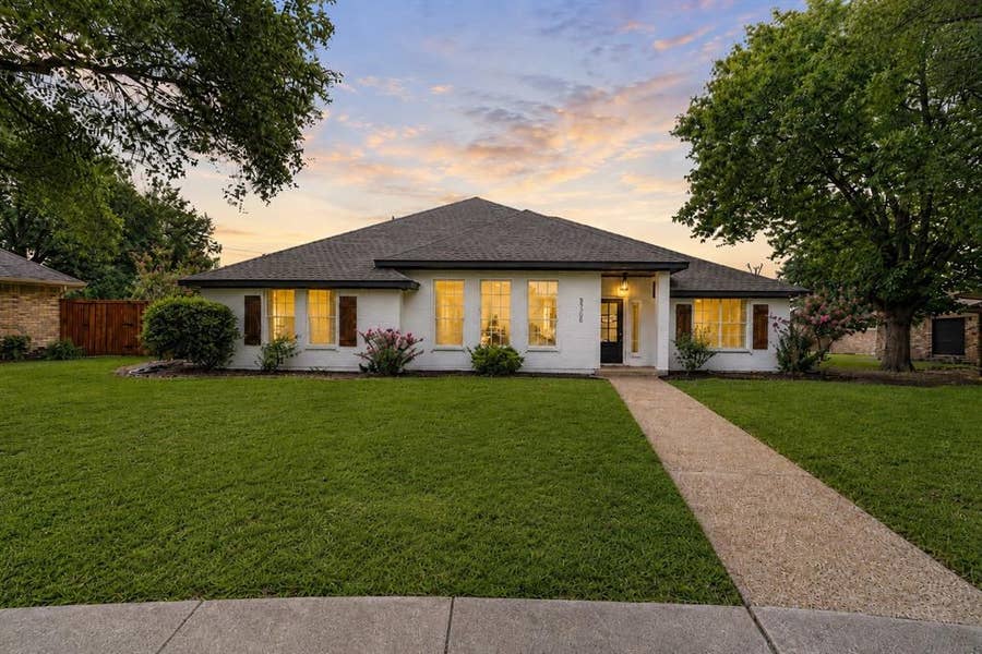 Property photo for 3306 Blue Bell Place, Richardson, TX
