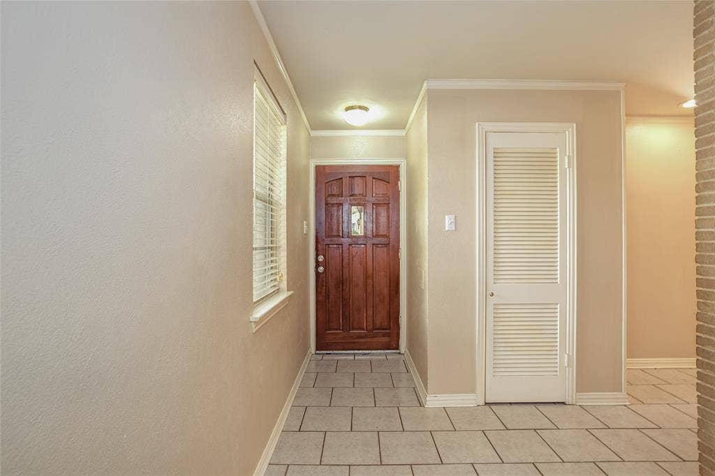 1206 Farnham Court E, Irving, TX 75062 1206 Farnham Court E, Irving, TX 75062