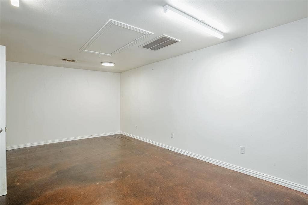 1206 Farnham Court E, Irving, TX 75062 1206 Farnham Court E, Irving, TX 75062