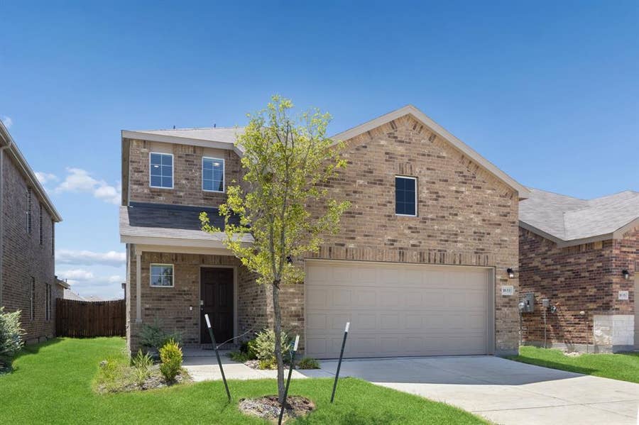 Property photo for 1633 Ackerly Drive, Forney, TX