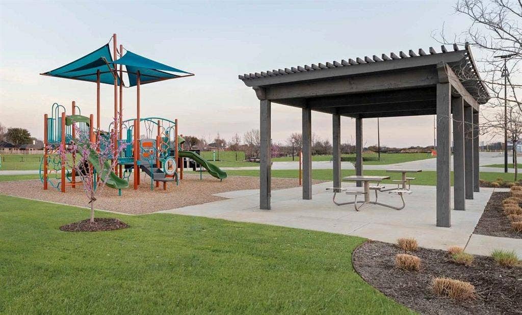 5728 Lakeview Drive, Watauga, TX 76148 The Pointe at Capp Smith Lake Playground