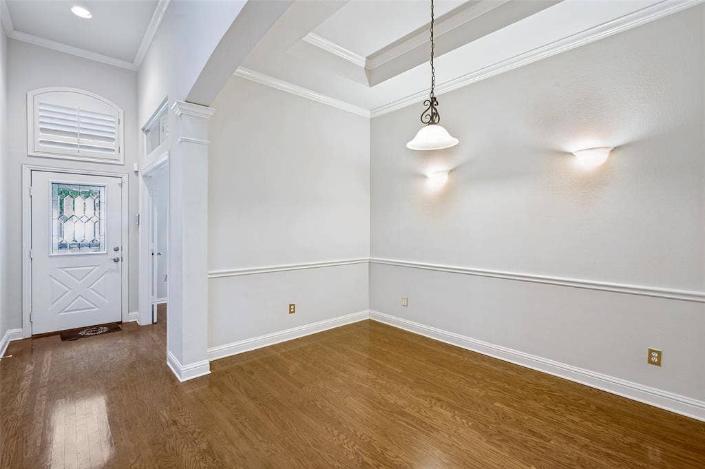 8012 Springmoss Drive, Plano, TX 75025 8012 Springmoss Drive, Plano, TX 75025