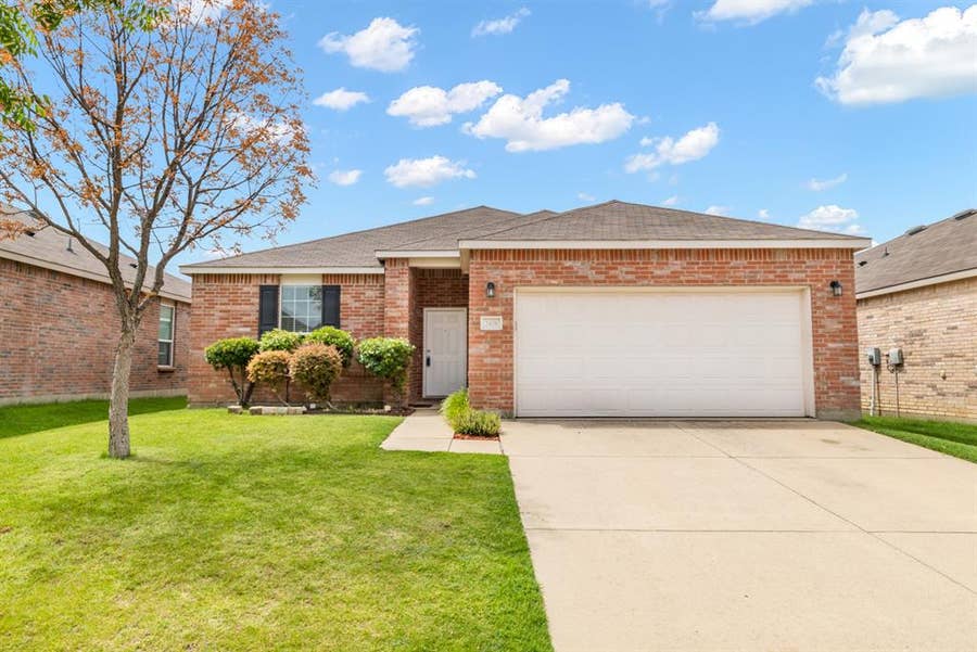 Property photo for 2408 Lohani Lane, Fort Worth, TX
