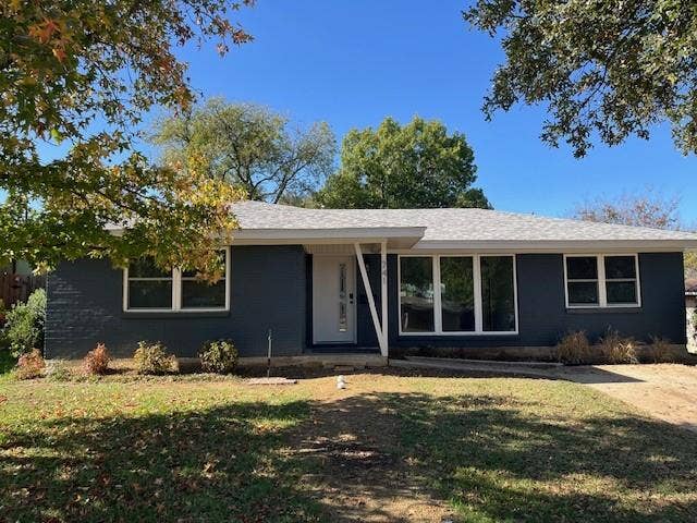 Property photo for 741 NW 14th Street, Grand Prairie, TX