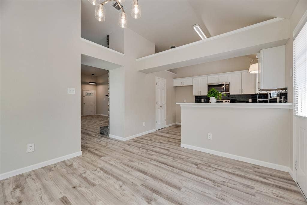 654 Spring Street, Allen, TX 75002 654 Spring Street, Allen, TX 75002