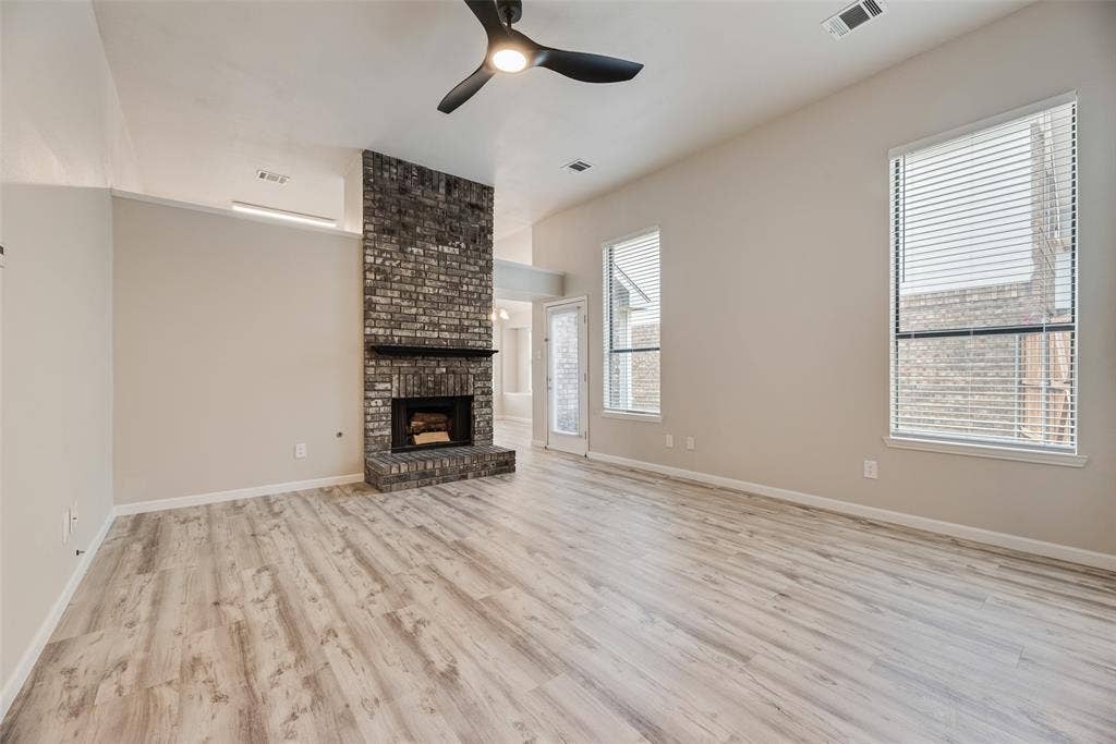 654 Spring Street, Allen, TX 75002 654 Spring Street, Allen, TX 75002
