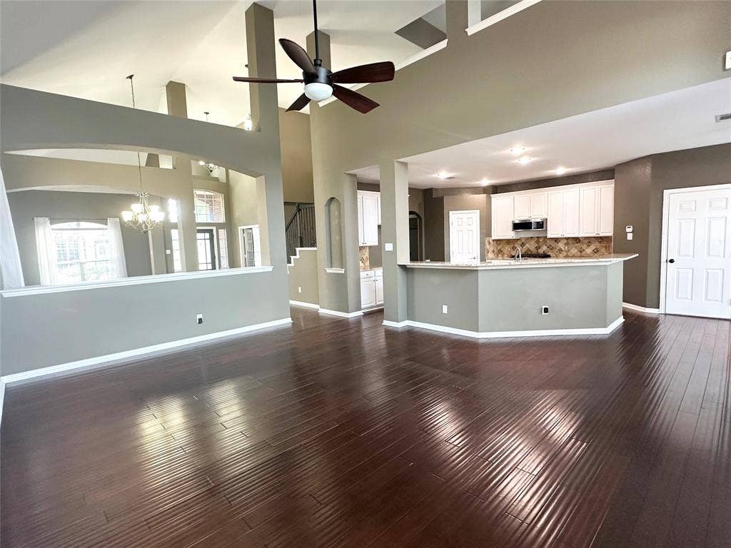806 Cascades Drive, Allen, TX 75002 806 Cascades Drive, Allen, TX 75002