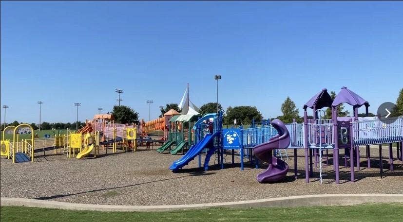 806 Cascades Drive, Allen, TX 75002 806 Cascades Drive, Allen, TX 75002