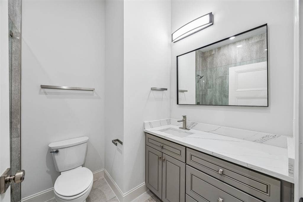 2010 Commerce Street, #B202, Dallas, TX 75201 2010 Commerce Street, #B202, Dallas, TX 75201
