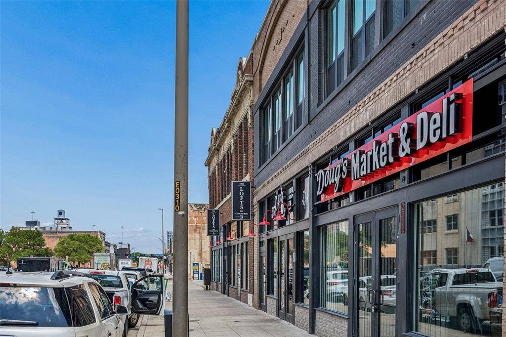 2010 Commerce Street, #B202, Dallas, TX 75201 2010 Commerce Street, #B202, Dallas, TX 75201