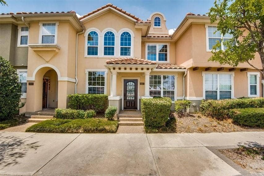 Property photo for 6927 Verde, Irving, TX