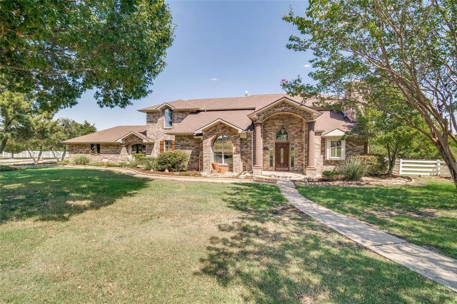 Property photo for 135 Shady Creek Lane, Rockwall, TX