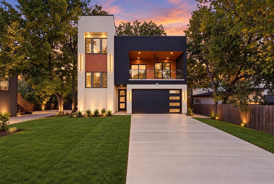 Property photo for 1721 Avenue B, Dallas, TX