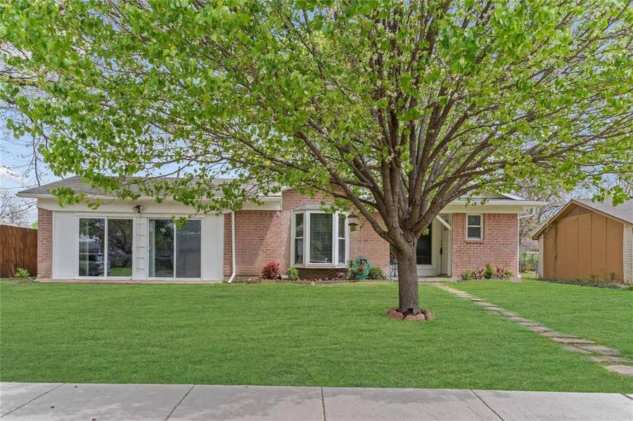 Property photo for 1318 Drexel Drive, Plano, TX