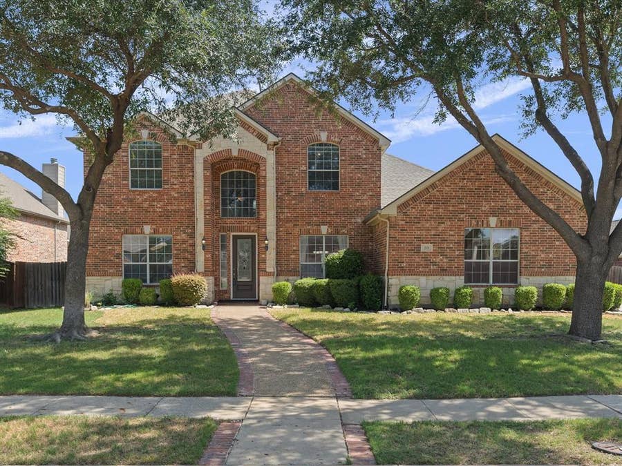 Property photo for 221 Westminister Avenue, Murphy, TX