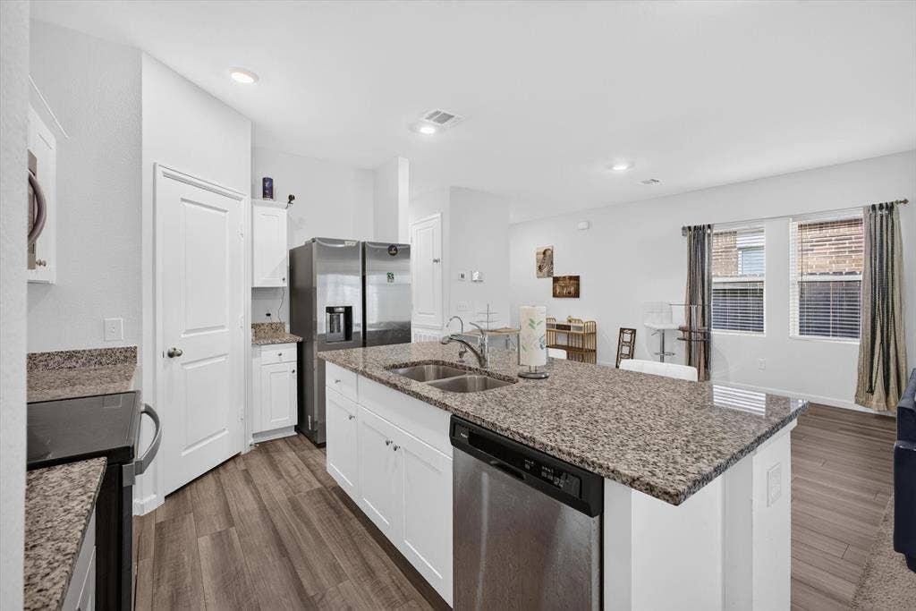 13435 Wembley Heights Drive, Houston, TX 77049 13435 Wembley Heights Drive, Houston, TX 77049