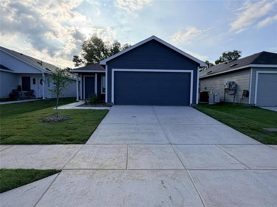 Property photo for 6411 Willet Road, Princeton, TX