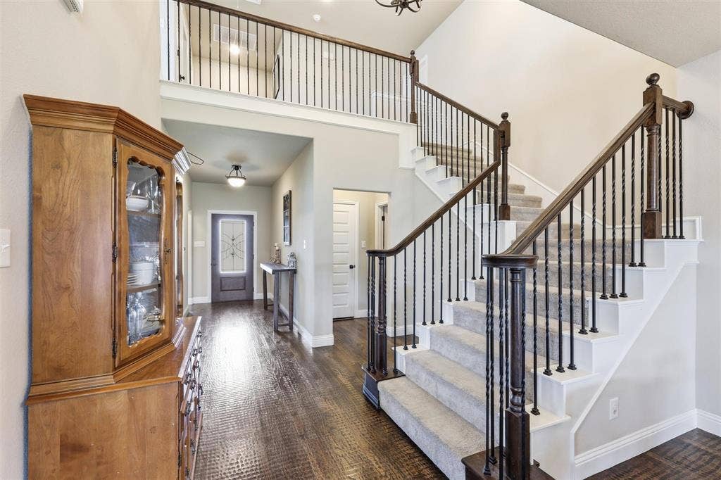 212 Lillian Lane, Waxahachie, TX 75165 212 Lillian Lane, Waxahachie, TX 75165