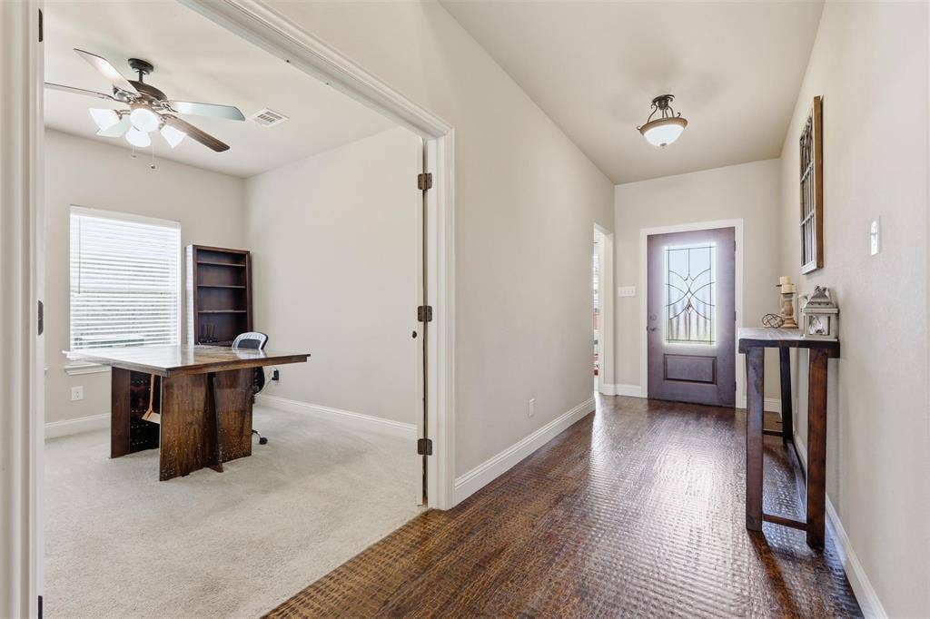 212 Lillian Lane, Waxahachie, TX 75165 212 Lillian Lane, Waxahachie, TX 75165