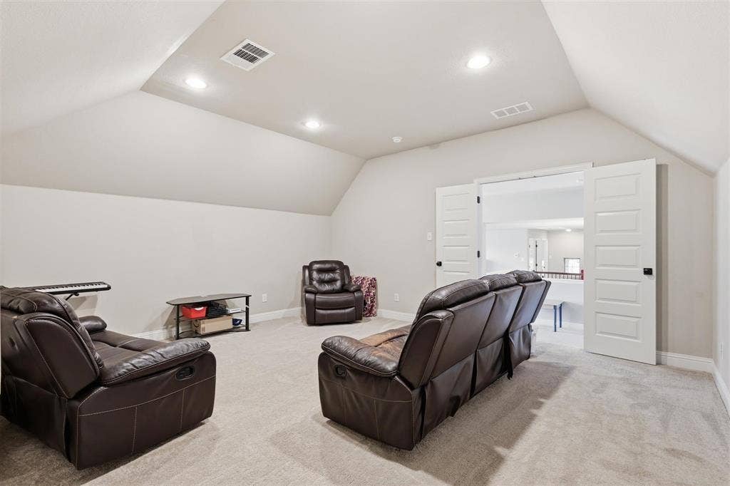 212 Lillian Lane, Waxahachie, TX 75165 212 Lillian Lane, Waxahachie, TX 75165