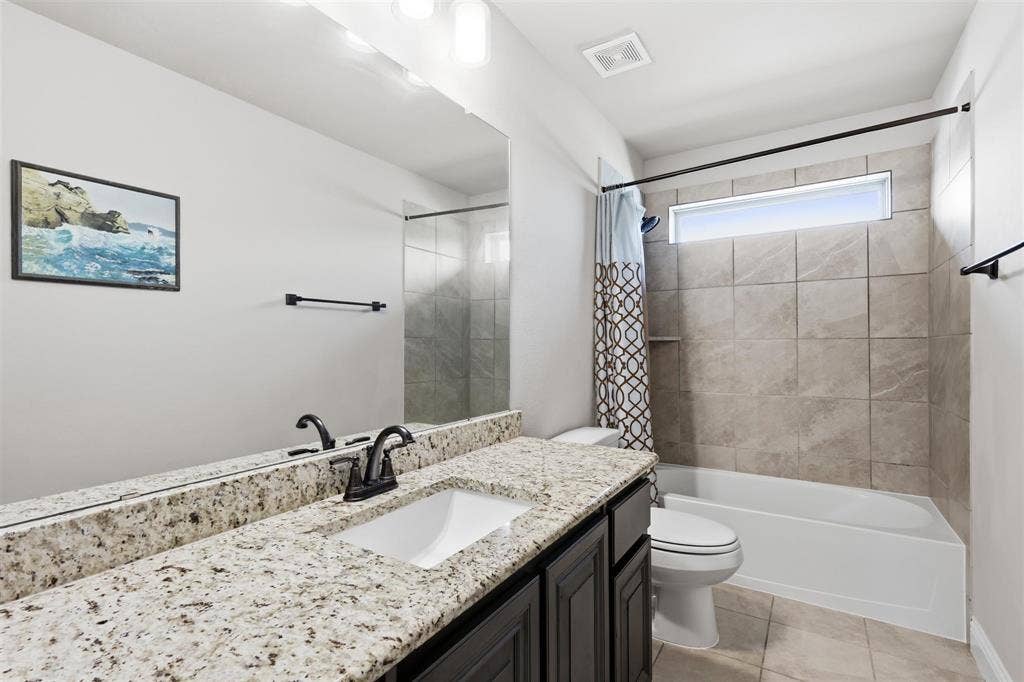 212 Lillian Lane, Waxahachie, TX 75165 212 Lillian Lane, Waxahachie, TX 75165