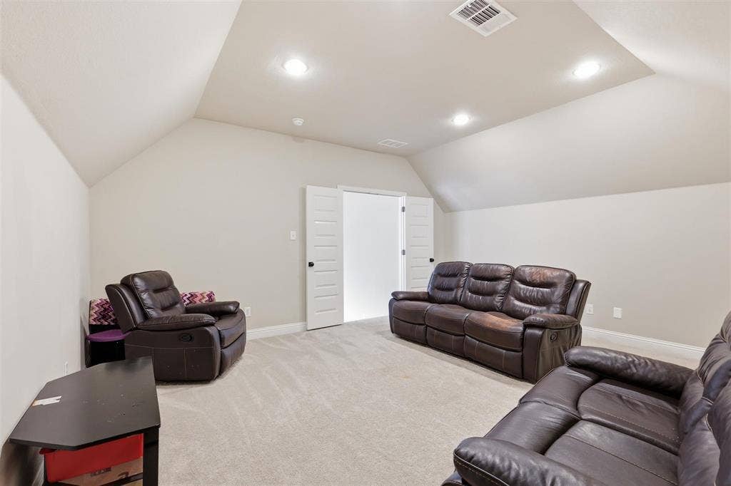 212 Lillian Lane, Waxahachie, TX 75165 212 Lillian Lane, Waxahachie, TX 75165