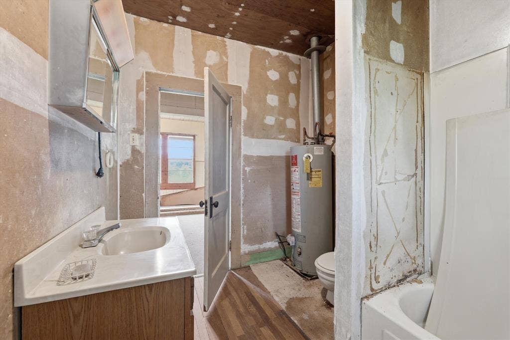 10847 Elk Road, Axtell, TX 76624 10847 Elk Road, Axtell, TX 76624
