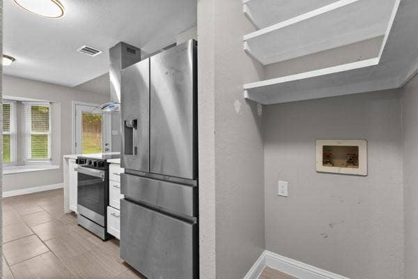 6613 Constitution Drive, Watauga, TX 76148 6613 Constitution Drive, Watauga, TX 76148