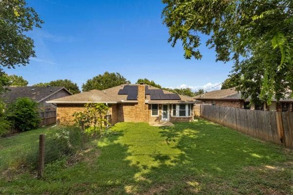 6613 Constitution Drive, Watauga, TX 76148 6613 Constitution Drive, Watauga, TX 76148