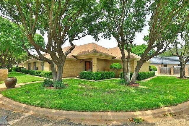 Property photo for 55 Surrey Square, Abilene, TX